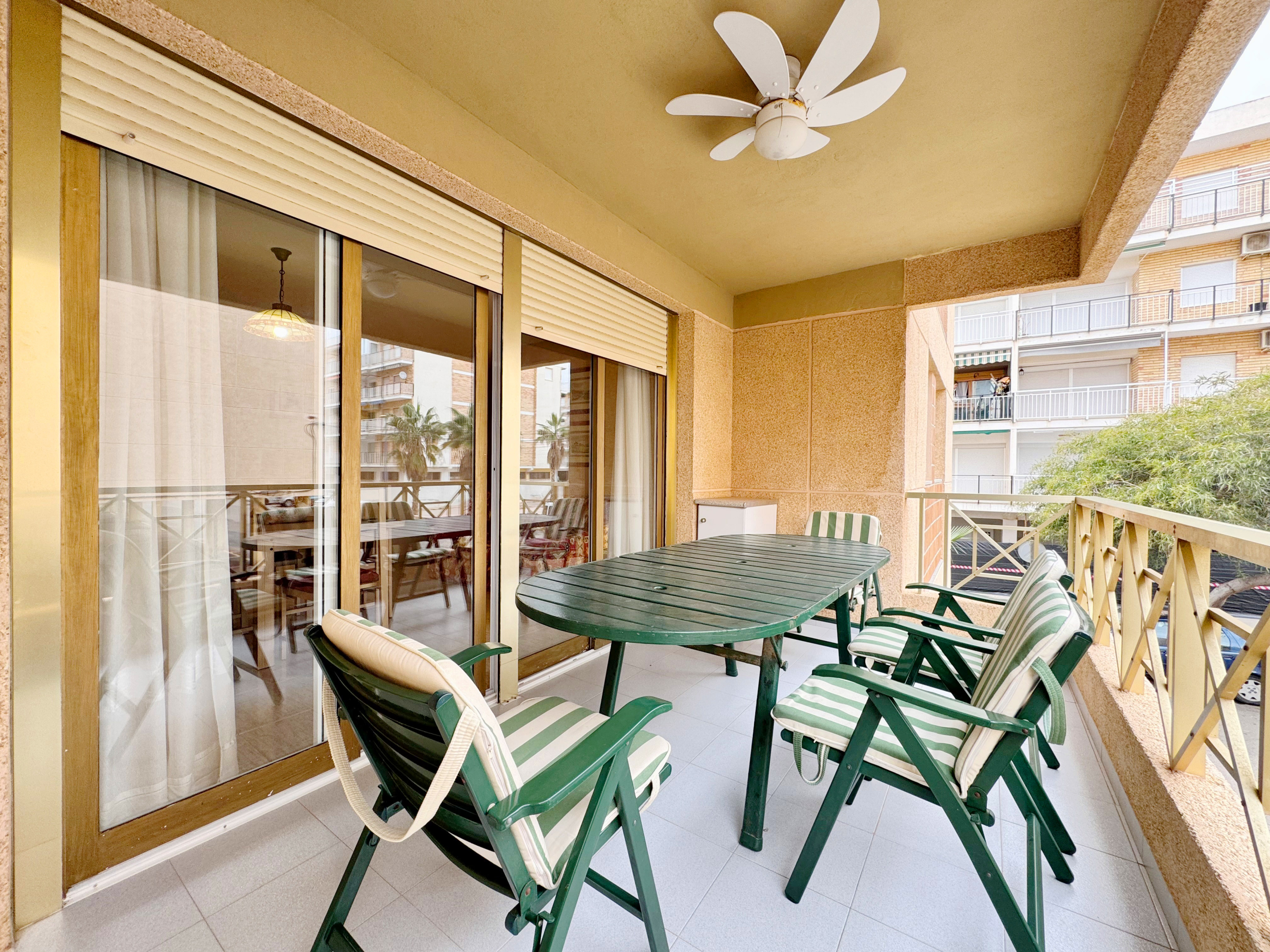 For sale - 2 Bedroom 2 Bathroom Apartment in Punta Prima - Punta Prima  - Alicante