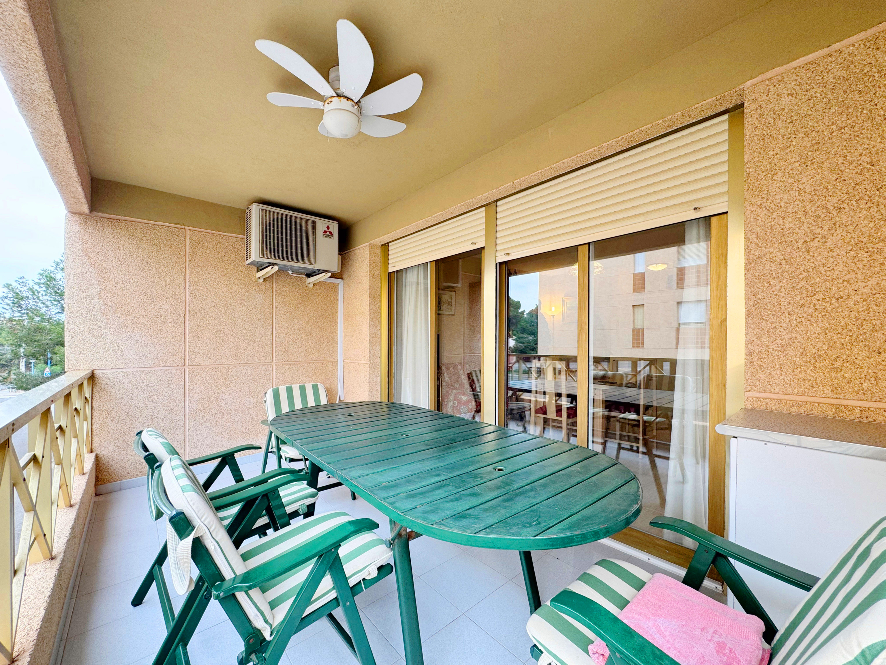 For sale - 2 Bedroom 2 Bathroom Apartment in Punta Prima - Punta Prima  - Alicante