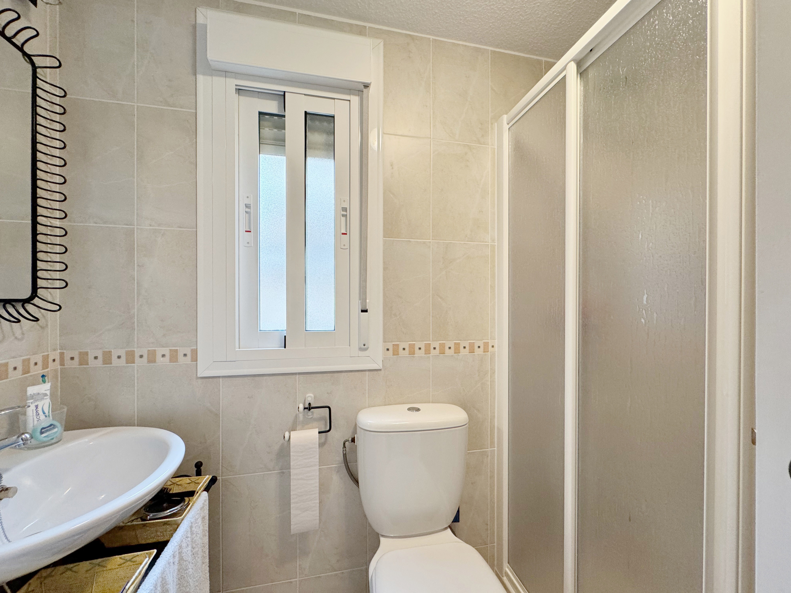 For sale - 2 Bedroom 2 Bathroom Apartment in Punta Prima - Punta Prima  - Alicante