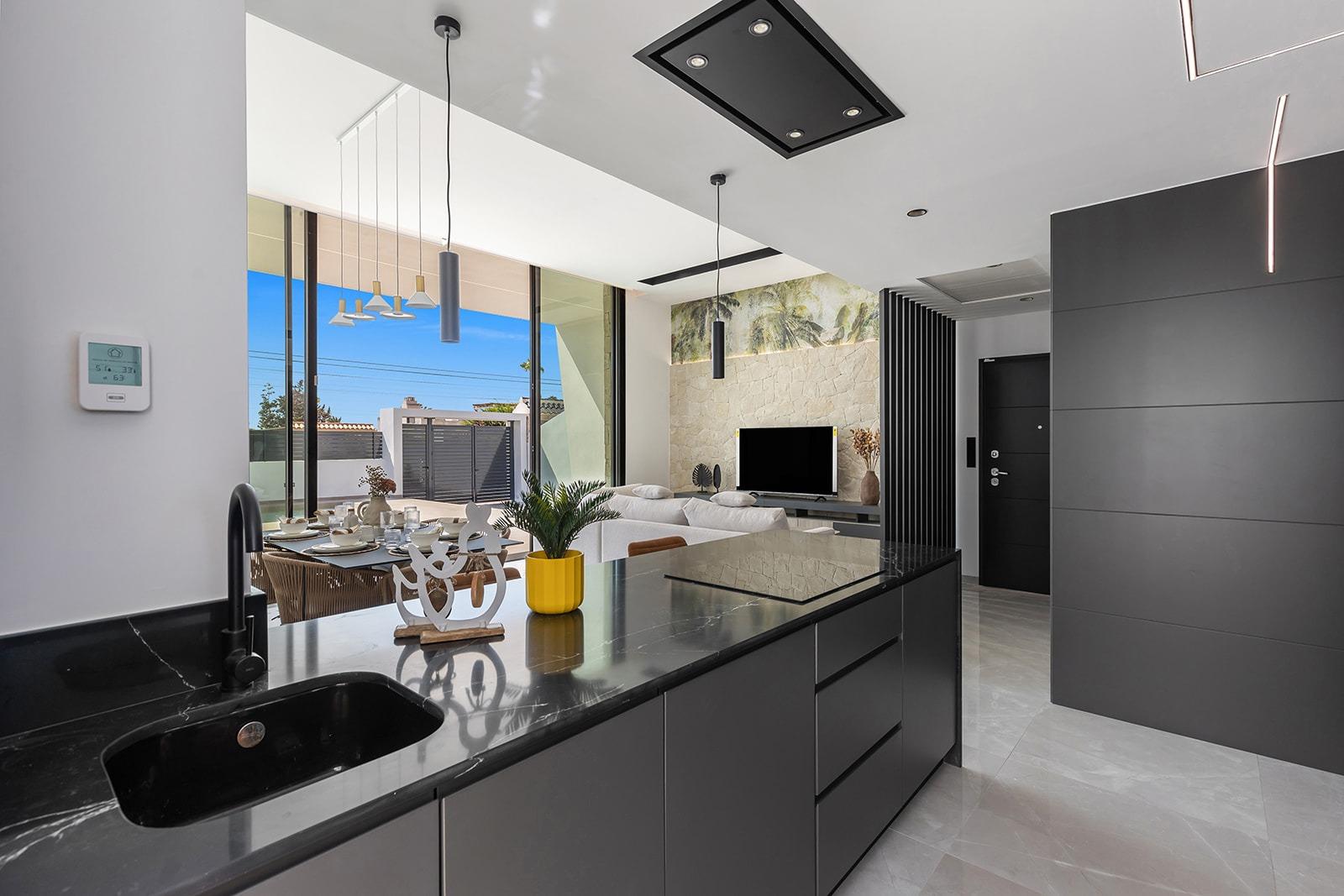 For sale - 3 Bedroom 2 Bathroom Villa in Torrevieja - Los Balcones  - Alicante