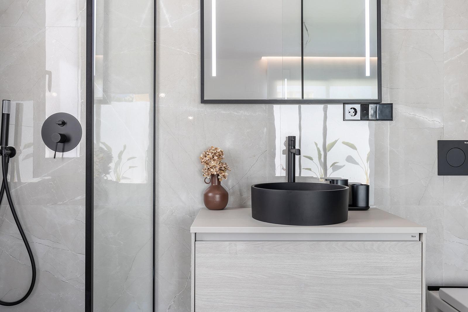 For sale - 3 Bedroom 2 Bathroom Villa in Torrevieja - Los Balcones  - Alicante