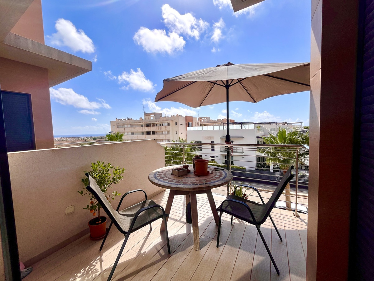 For sale - 3 Bedroom 2 Bathroom Apartment - Penthouse in Orihuela - Los Dolses  - Alicante