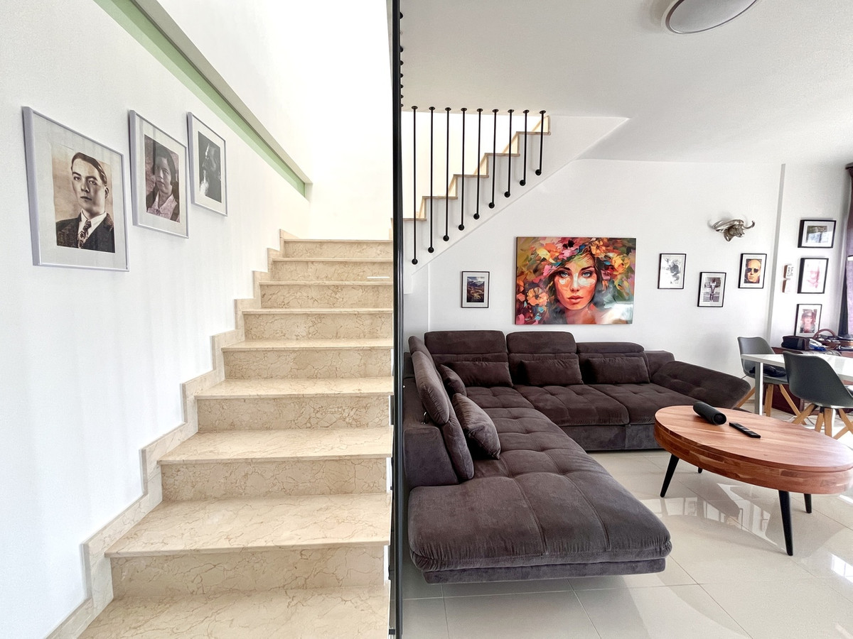 For sale - 3 Bedroom 2 Bathroom Apartment - Penthouse in Orihuela - Los Dolses  - Alicante