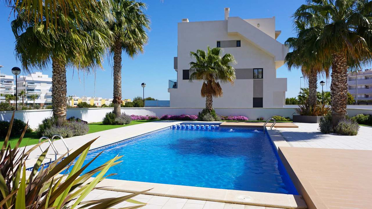 For sale - 3 Bedroom 2 Bathroom Apartment - Penthouse in Orihuela - Los Dolses  - Alicante