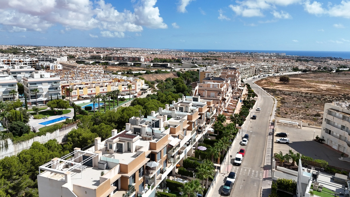 For sale - 3 Bedroom 2 Bathroom Apartment - Penthouse in Orihuela - Los Dolses  - Alicante