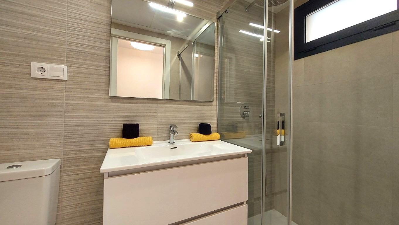 For sale - 2 Bedroom 2 Bathroom Apartment in San Miguel de Salinas - Pueblo  - Alicante