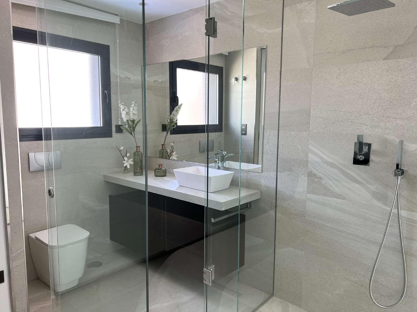 For sale - 3 Bedroom 3 Bathroom Villa in Rojales - Ciudad Quesada  - Alicante