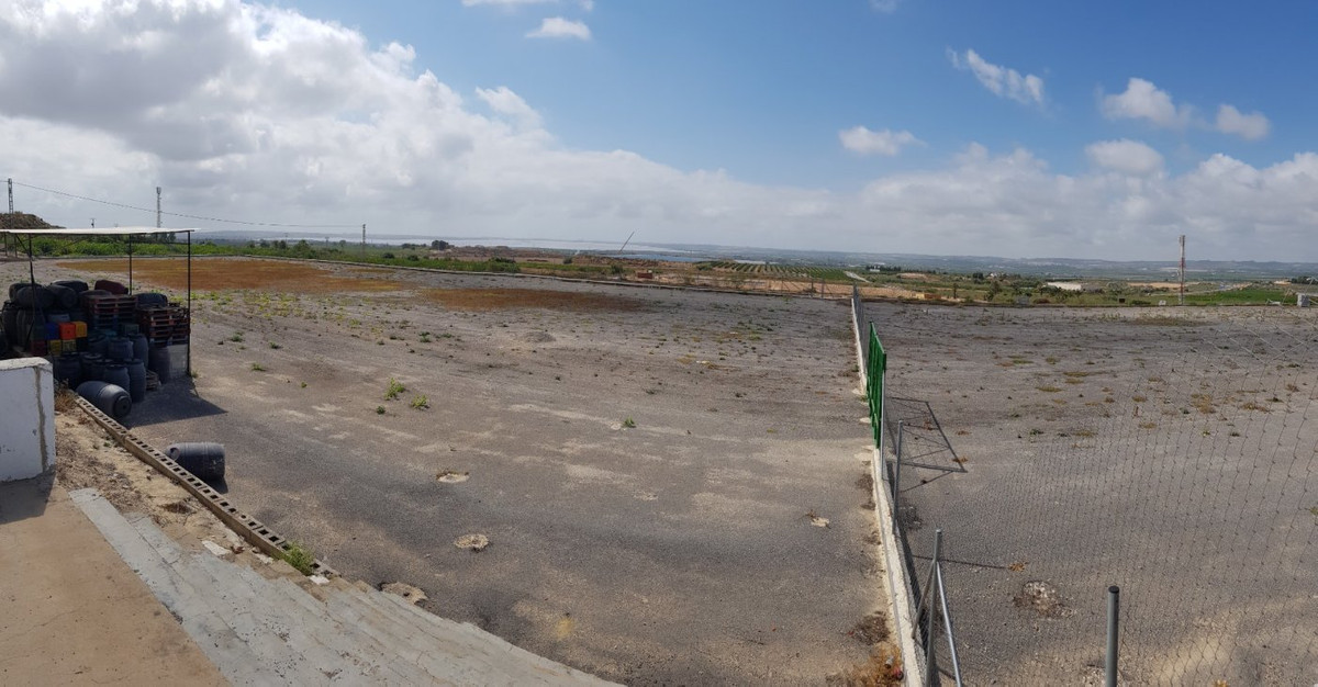 For sale - 2 Bedroom 2 Bathroom House - Finca - Cortijo in Los Montesinos - Los Montesinos Centro  - Alicante