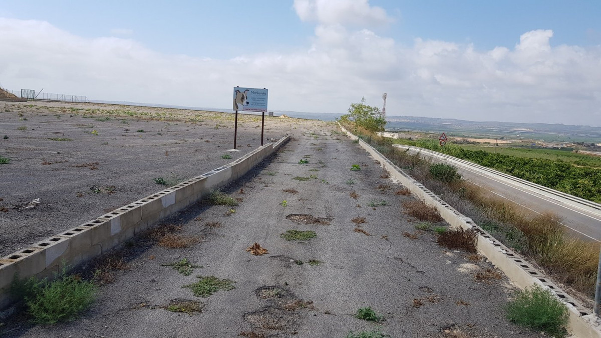 For sale - 2 Bedroom 2 Bathroom House - Finca - Cortijo in Los Montesinos - Los Montesinos Centro  - Alicante