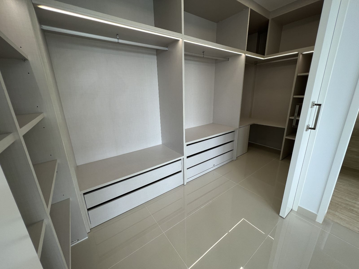 For sale - 5 Bedroom 3 Bathroom House - Detached Villa in San Miguel de Salinas - San Miguel de Salinas Centro  - Alicante