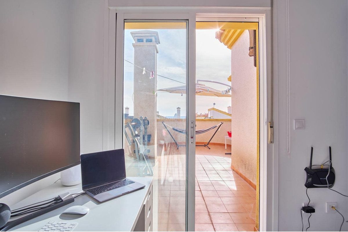 For sale - 3 Bedroom 2 Bathroom House - Detached Villa in Los Montesinos - Los Montesinos Centro  - Alicante