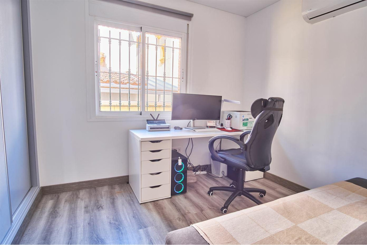 For sale - 3 Bedroom 2 Bathroom House - Detached Villa in Los Montesinos - Los Montesinos Centro  - Alicante