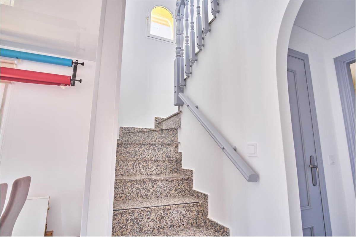 For sale - 3 Bedroom 2 Bathroom House - Detached Villa in Los Montesinos - Los Montesinos Centro  - Alicante