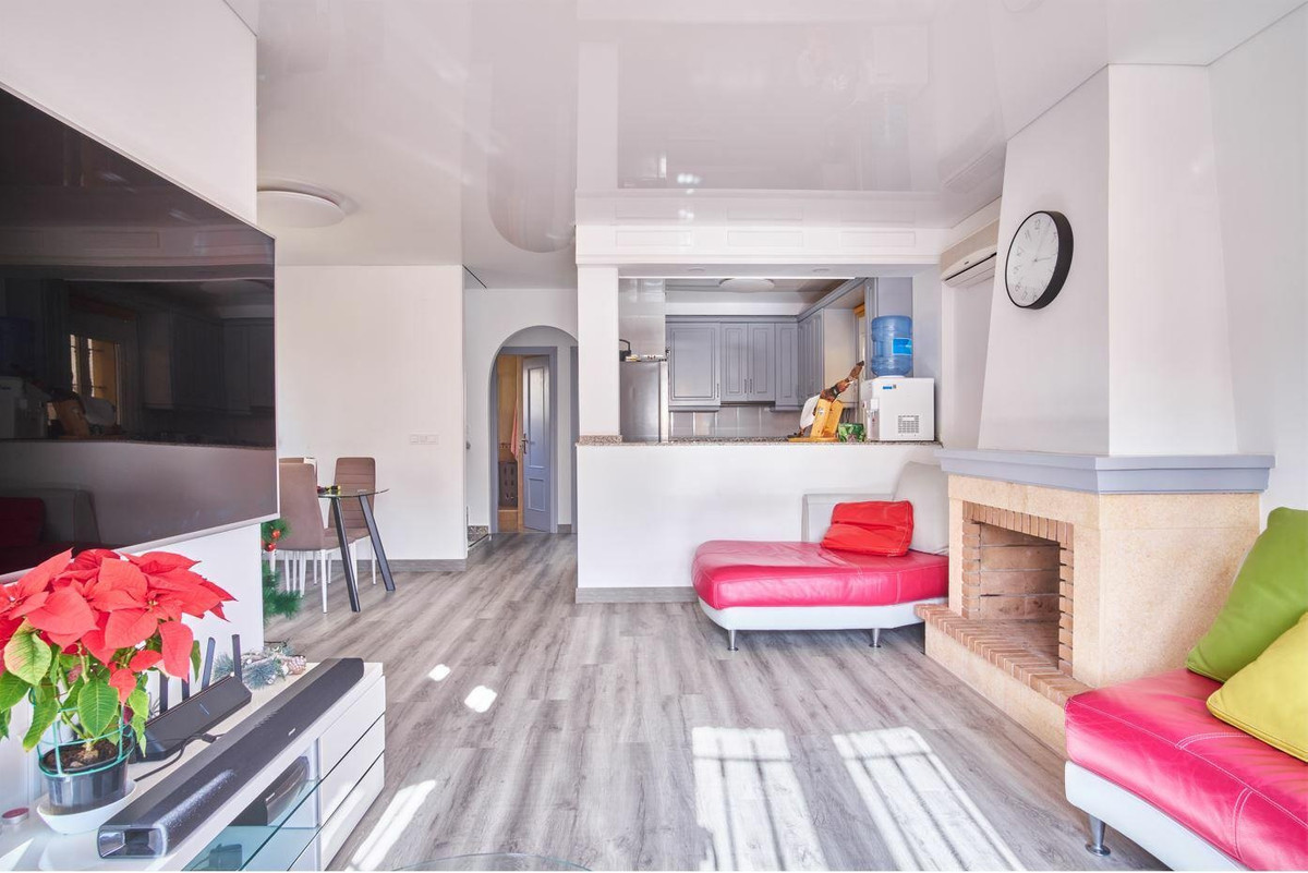 For sale - 3 Bedroom 2 Bathroom House - Detached Villa in Los Montesinos - Los Montesinos Centro  - Alicante