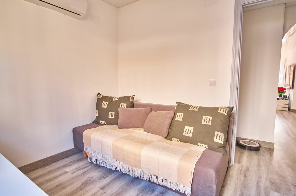 For sale - 3 Bedroom 2 Bathroom House - Detached Villa in Los Montesinos - Los Montesinos Centro  - Alicante