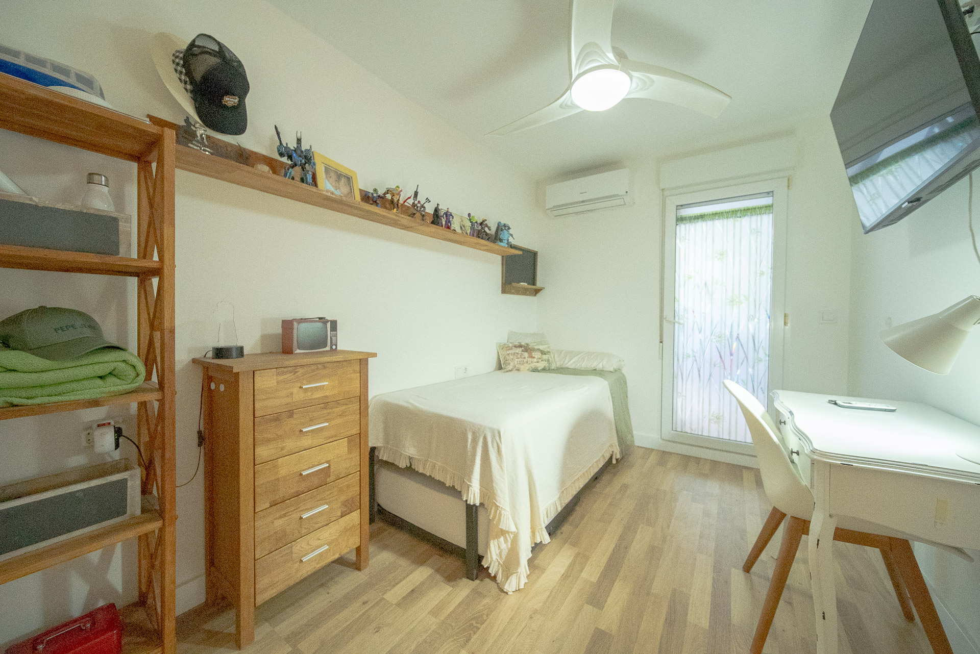 For sale - 4 Bedroom 3 Bathroom Villa in Torrevieja - Los balcones  - Alicante