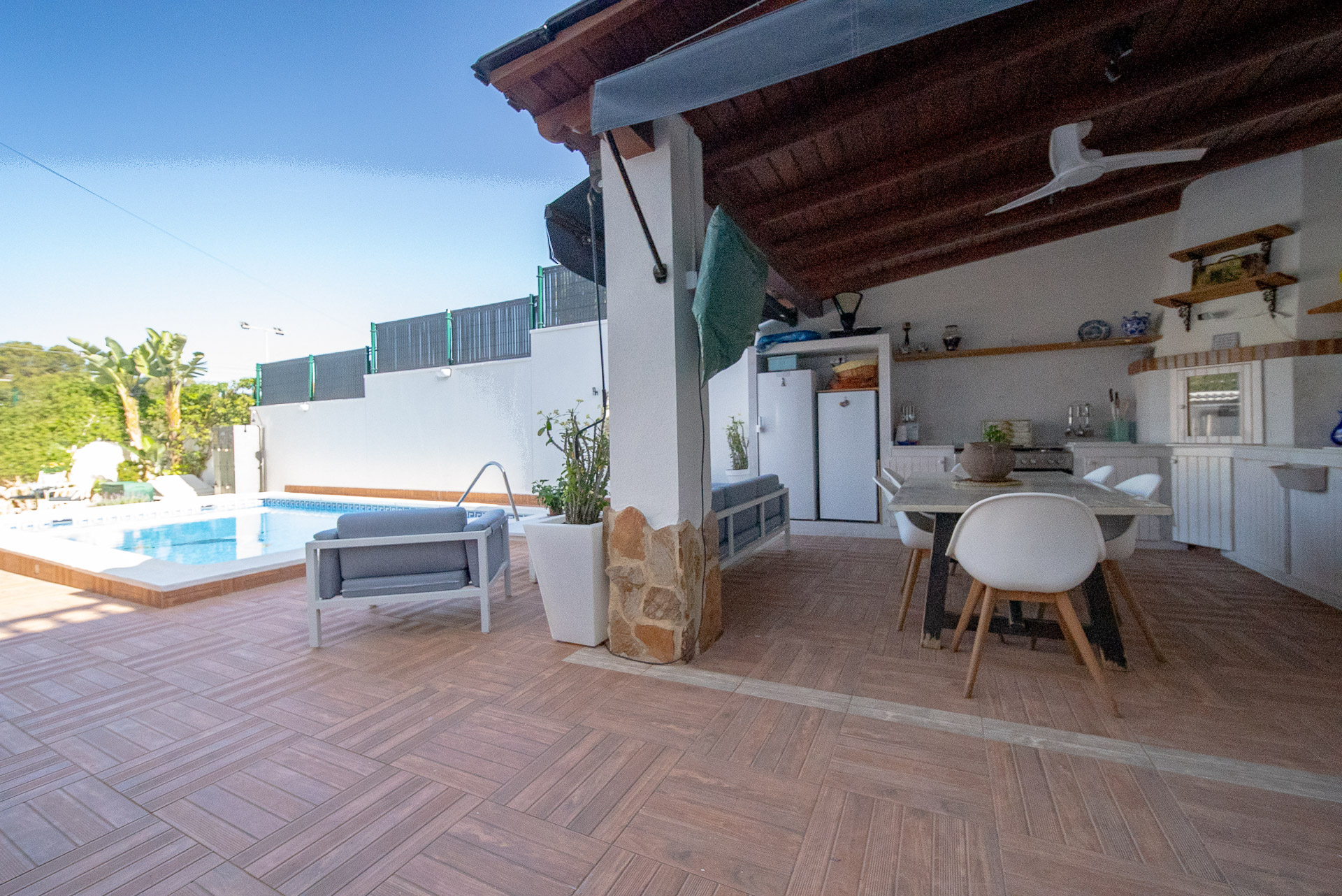 For sale - 4 Bedroom 3 Bathroom Villa in Torrevieja - Los balcones  - Alicante