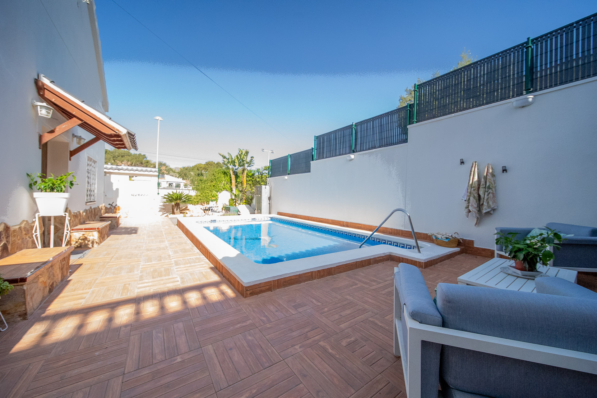 For sale - 4 Bedroom 3 Bathroom Villa in Torrevieja - Los balcones  - Alicante