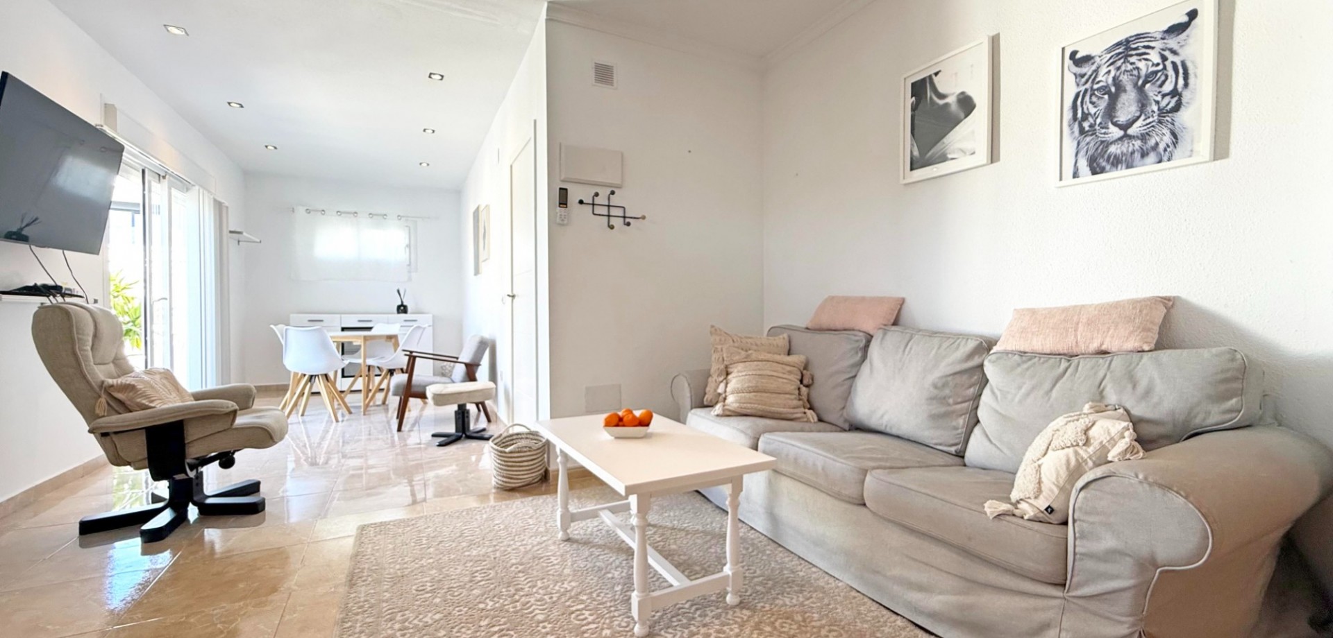 For sale - 2 Bedroom 1 Bathroom Apartment in Torrevieja - Torrelamata - La Mata  - Alicante