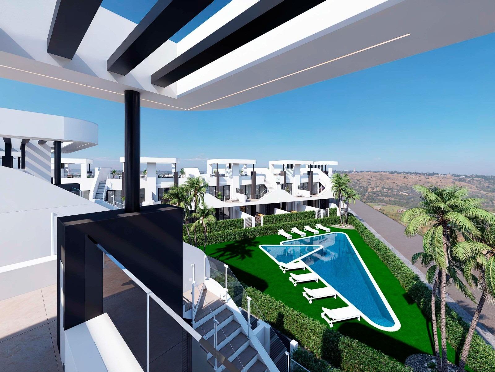 For sale - 3 Bedroom 2 Bathroom Bungalow in San Fulgencio - Pueblo  - Alicante