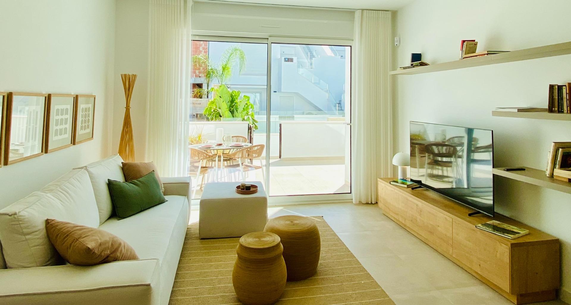 For sale - 2 Bedroom 2 Bathroom Bungalow in Pilar de La Horadada - pueblo  - Alicante