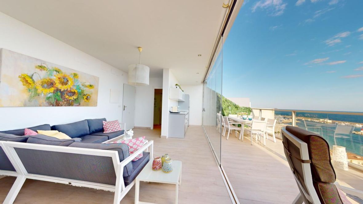 For sale - 3 Bedroom 4 Bathroom apartment in Villajoyosa -  - Alicante