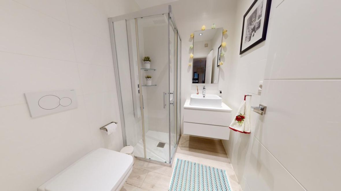 For sale - 3 Bedroom 4 Bathroom apartment in Villajoyosa -  - Alicante