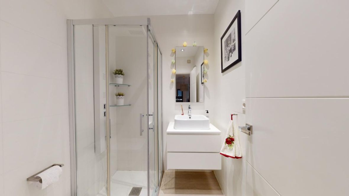 For sale - 3 Bedroom 4 Bathroom apartment in Villajoyosa -  - Alicante