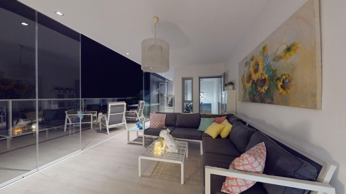 For sale - 3 Bedroom 4 Bathroom apartment in Villajoyosa -  - Alicante