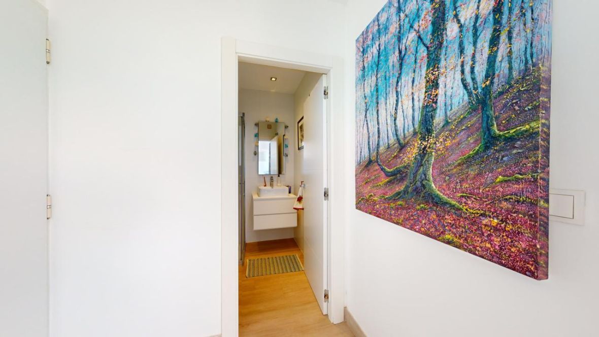 For sale - 3 Bedroom 4 Bathroom apartment in Villajoyosa -  - Alicante