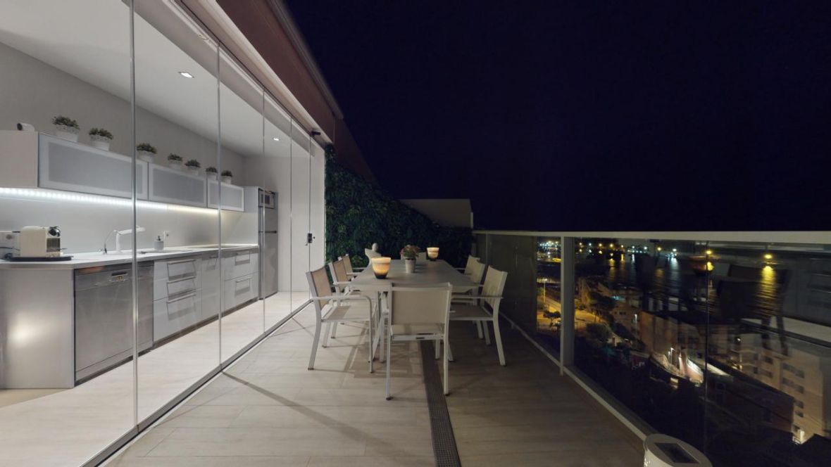 For sale - 3 Bedroom 4 Bathroom apartment in Villajoyosa -  - Alicante