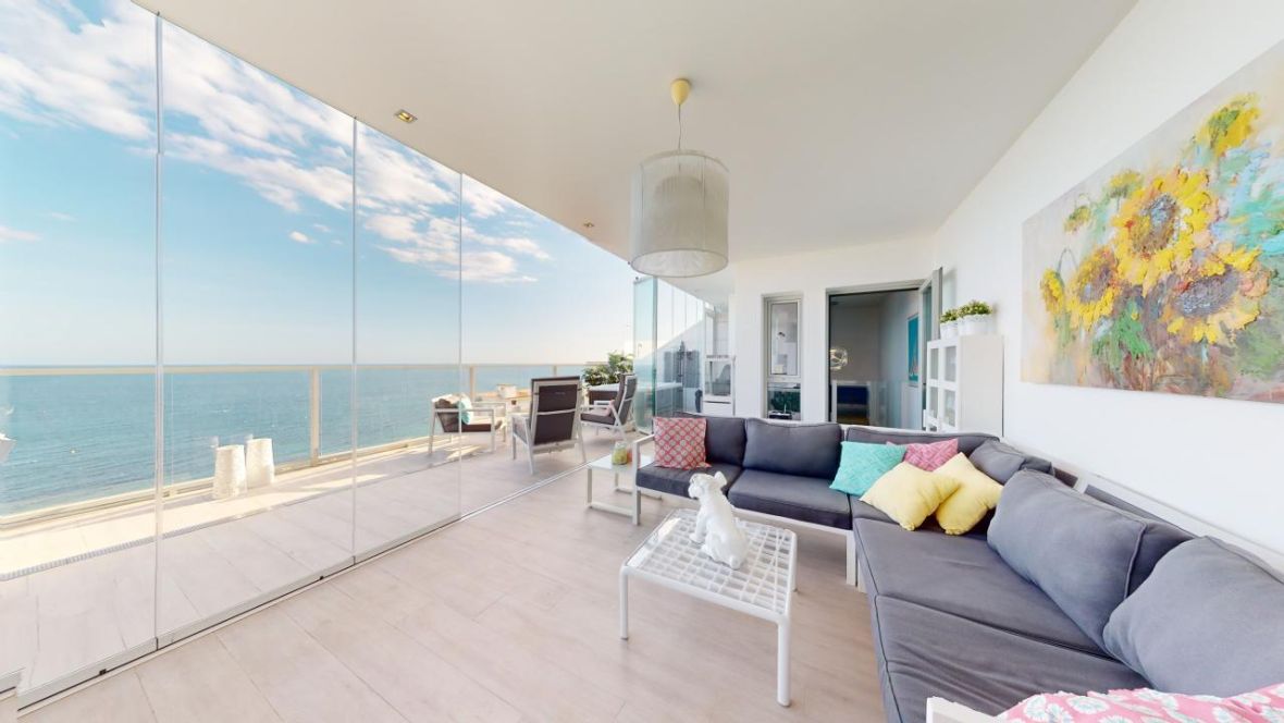 For sale - 3 Bedroom 4 Bathroom apartment in Villajoyosa -  - Alicante