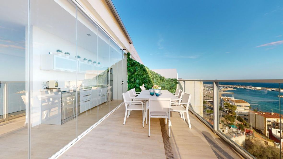 For sale - 3 Bedroom 4 Bathroom apartment in Villajoyosa -  - Alicante