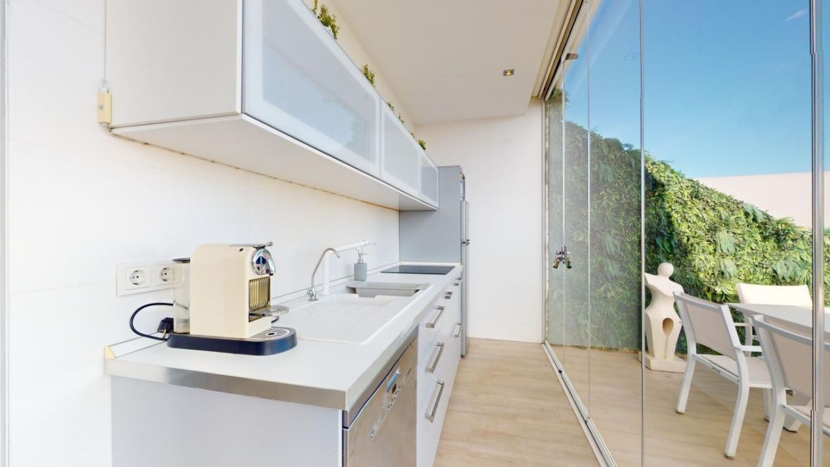 For sale - 3 Bedroom 4 Bathroom apartment in Villajoyosa -  - Alicante