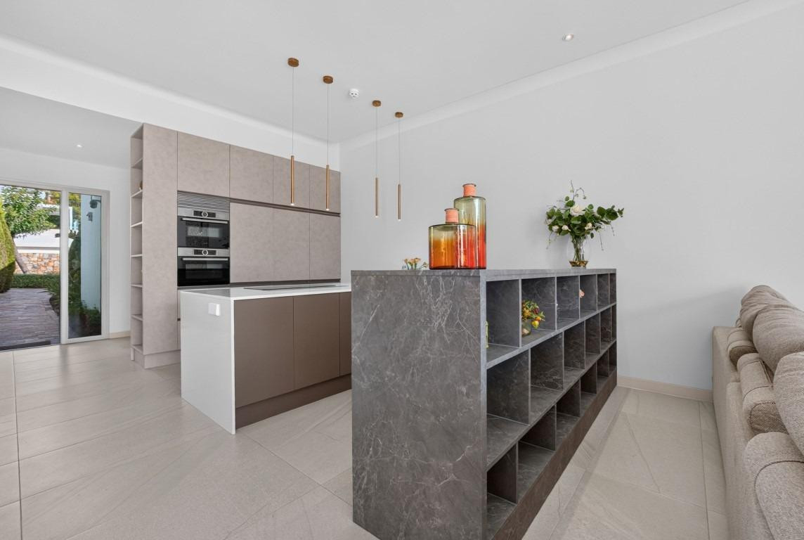 For sale - 4 Bedroom 3 Bathroom House - Detached Villa in Orihuela - Las Colinas Golf  - Alicante