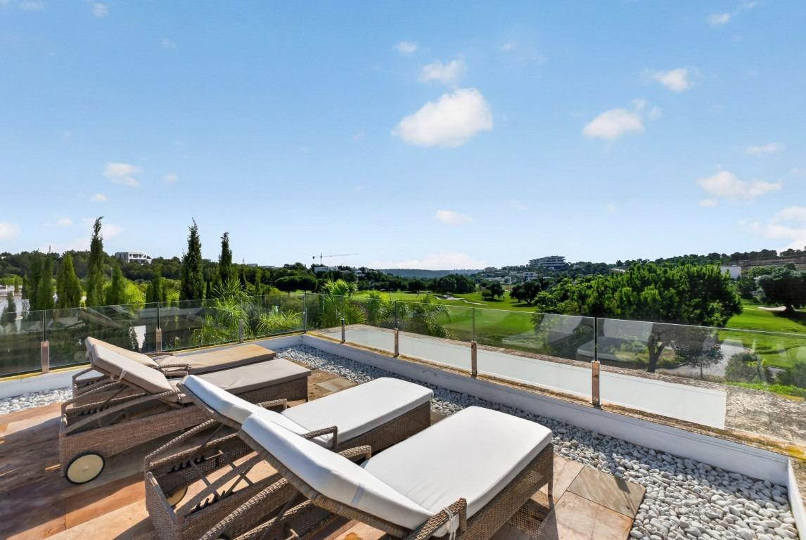 For sale - 4 Bedroom 3 Bathroom House - Detached Villa in Orihuela - Las Colinas Golf  - Alicante