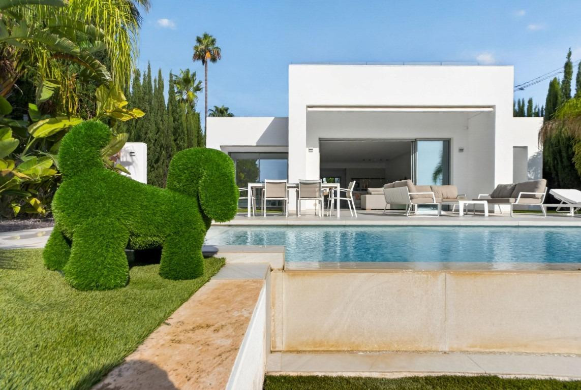 For sale - 4 Bedroom 3 Bathroom House - Detached Villa in Orihuela - Las Colinas Golf  - Alicante