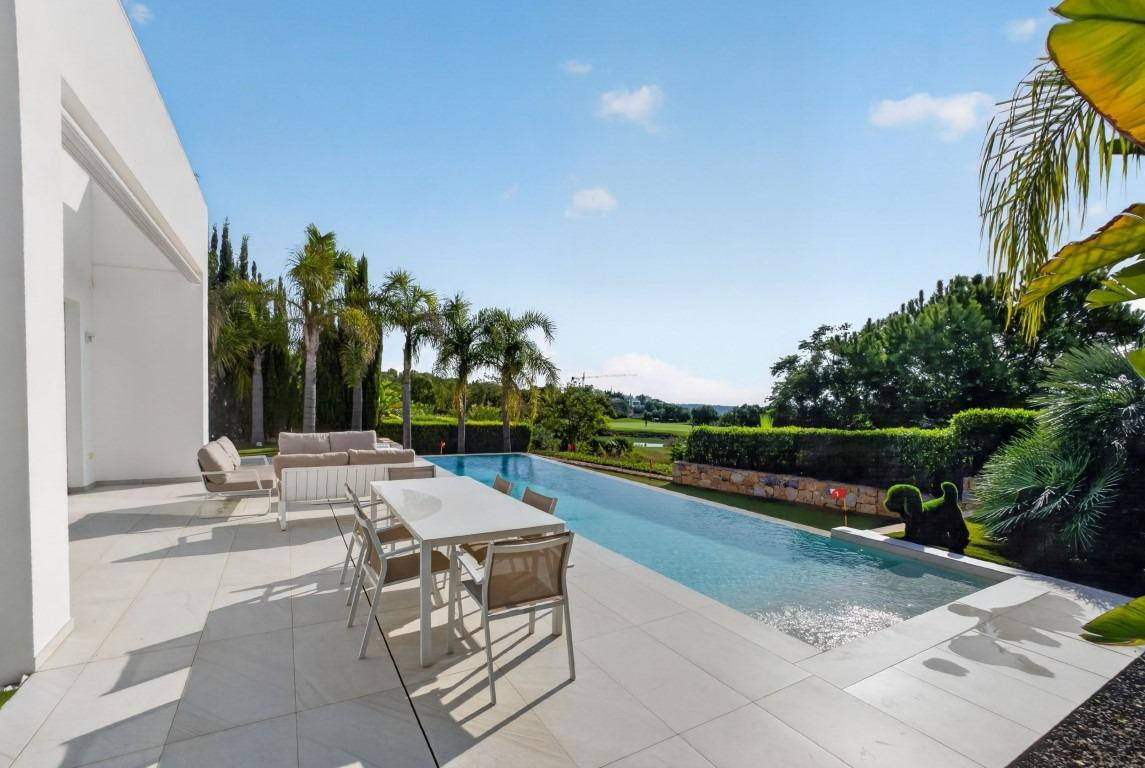 For sale - 4 Bedroom 3 Bathroom House - Detached Villa in Orihuela - Las Colinas Golf  - Alicante