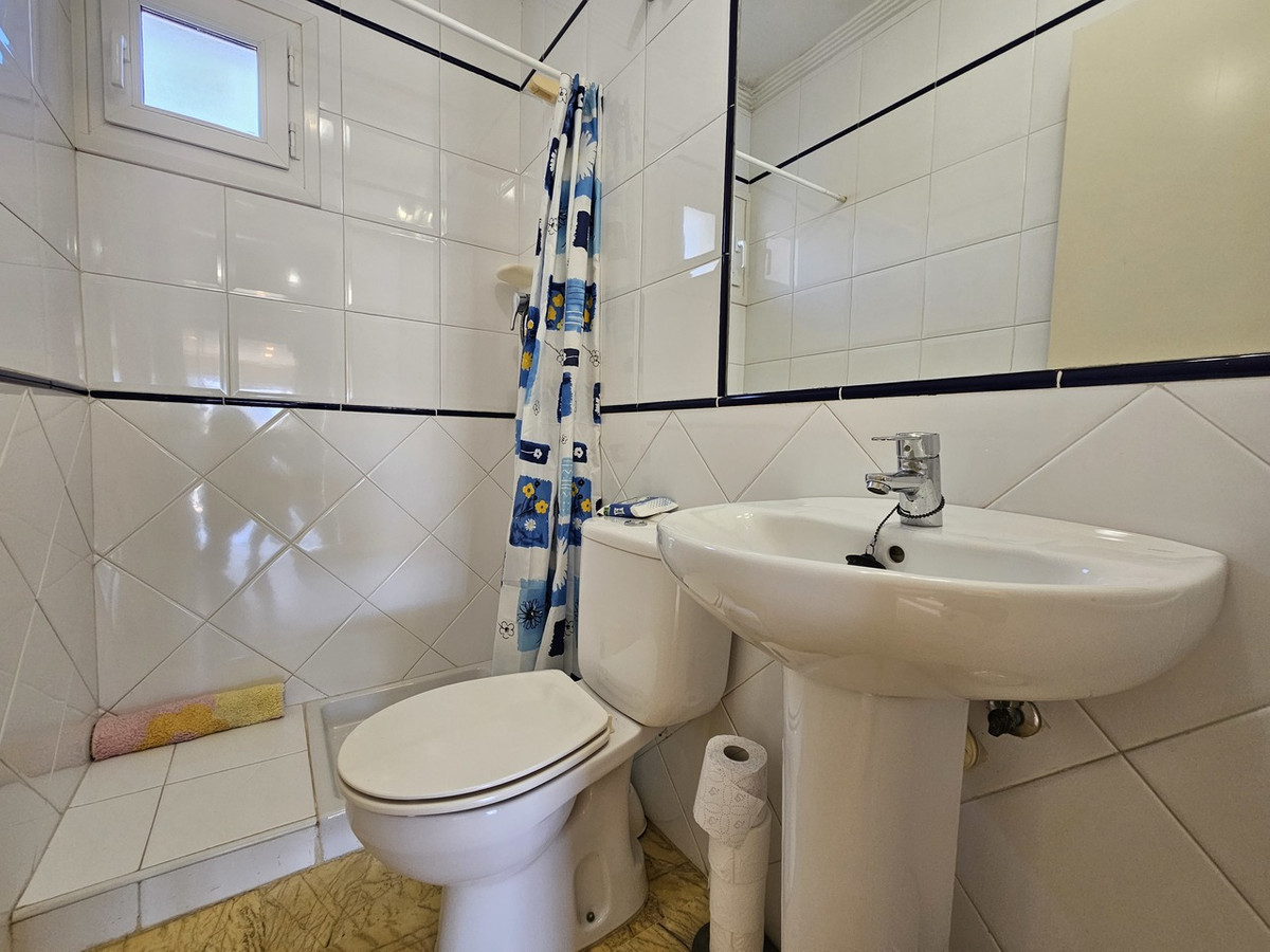 Sold - 3 Bedroom 3 Bathroom Detached Villa in Cabo Roig - Cabo Roig  - Alicante