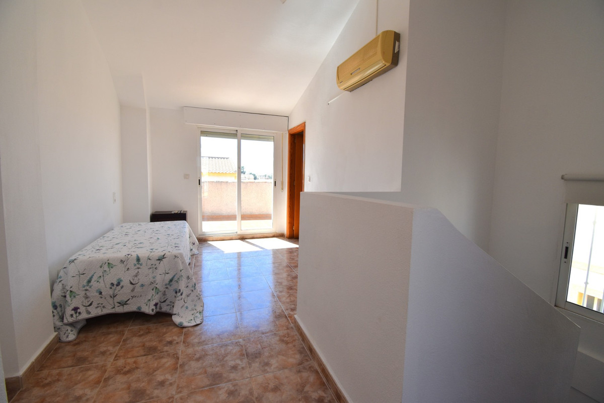 For sale - 3 Bedroom 2 Bathroom Townhouse in Los Altos - Los Altos  - Alicante