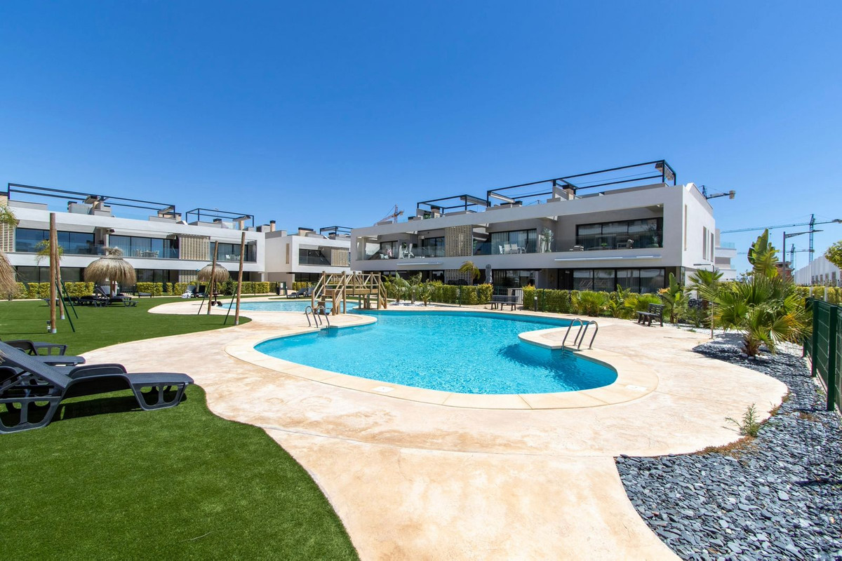 For sale - 2 Bedroom 2 Bathroom Apartment - Ground Floor Apartment in Torre-Pacheco - Santa Rosalia Lake and Life Resort  - Murcia