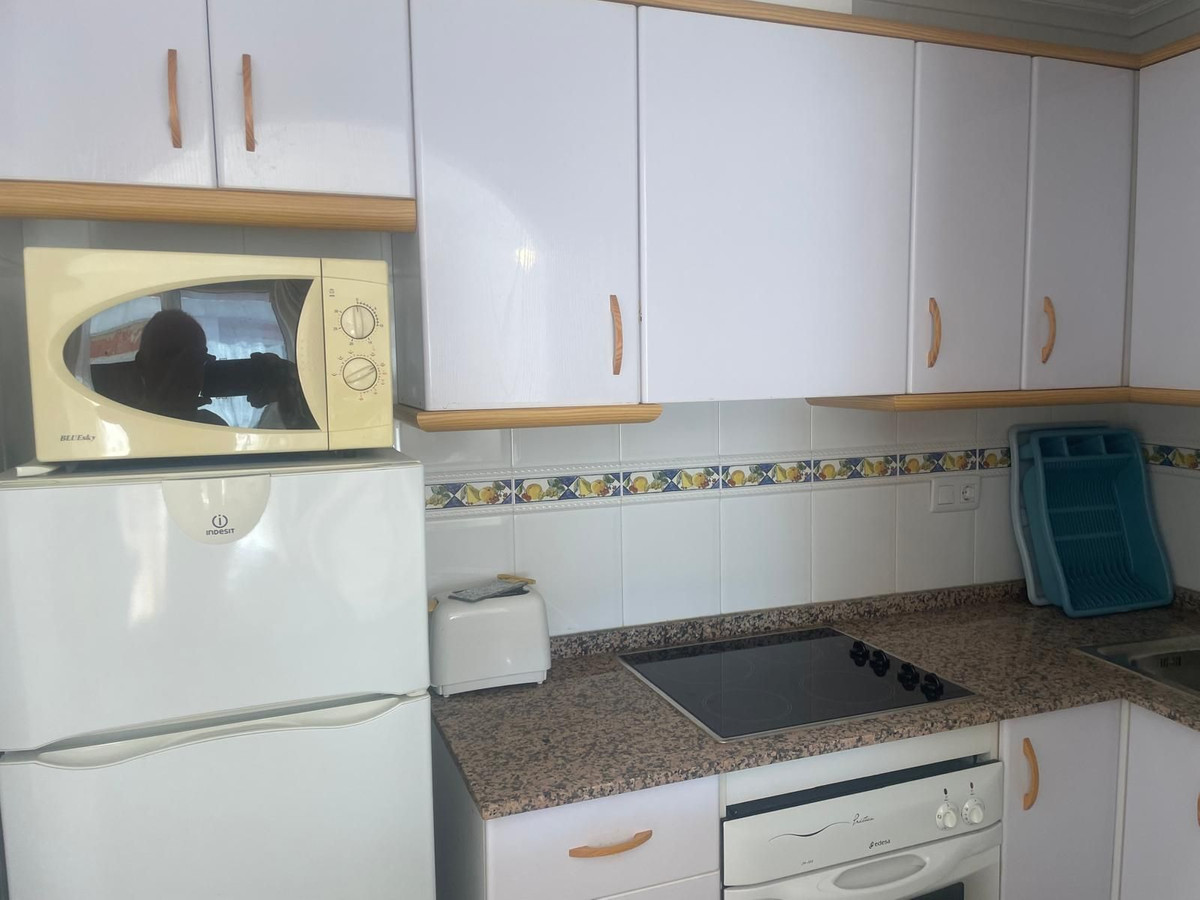 For sale - 2 Bedroom 1 Bathroom Apartment - Penthouse in Torrevieja - Torrevieja Centro  - Alicante