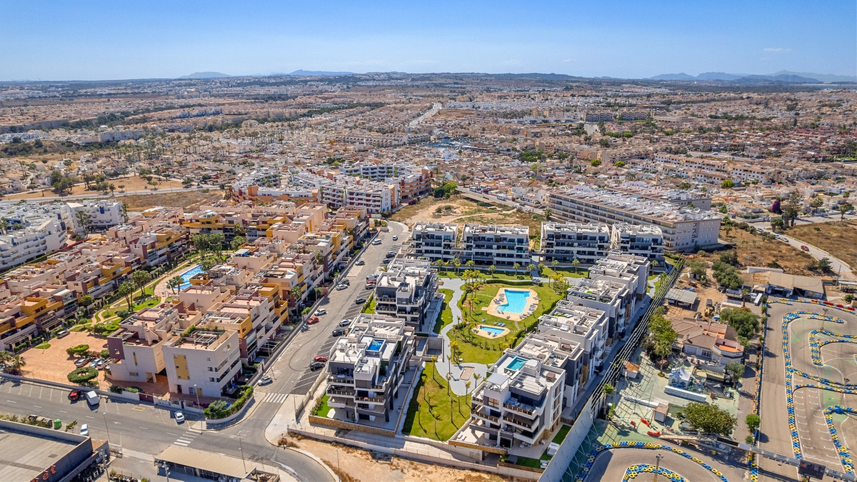 For sale - 3 Bedroom 2 Bathroom Apartment - Penthouse in Orihuela - Orihuela Costa  - Alicante