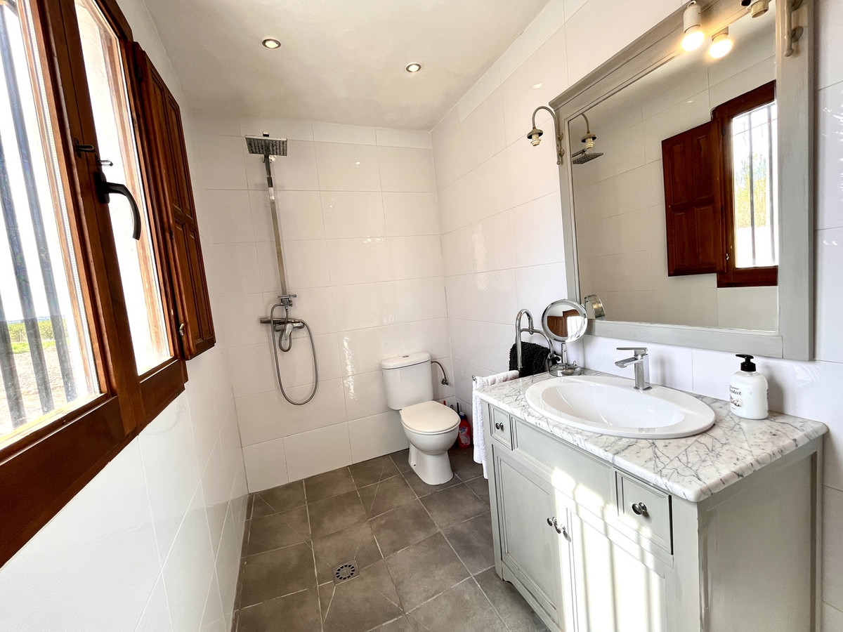 For sale - 3 Bedroom 2 Bathroom House - Finca - Cortijo in Dolores - Dolores Centro  - Alicante