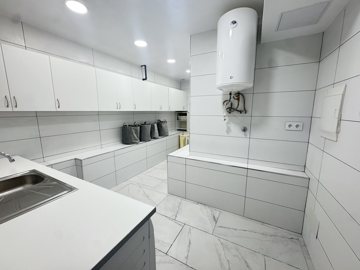 For sale - 5 Bedroom 3 Bathroom Villa in San Miguel De Salinas - , San Miguel De Salinas, Alicante, Spain - Alicante