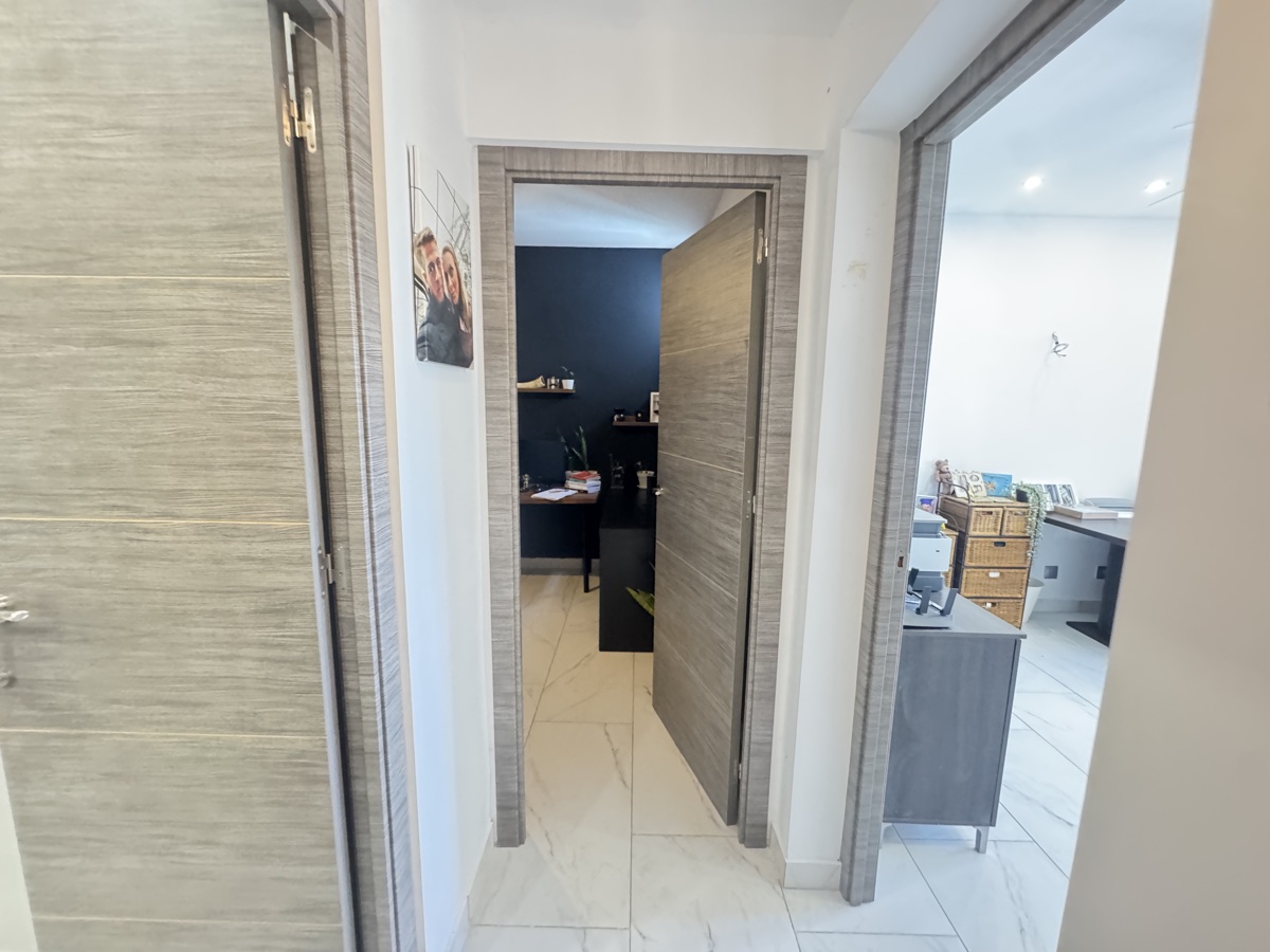 For sale - 5 Bedroom 3 Bathroom Villa in San Miguel De Salinas - , San Miguel De Salinas, Alicante, Spain - Alicante