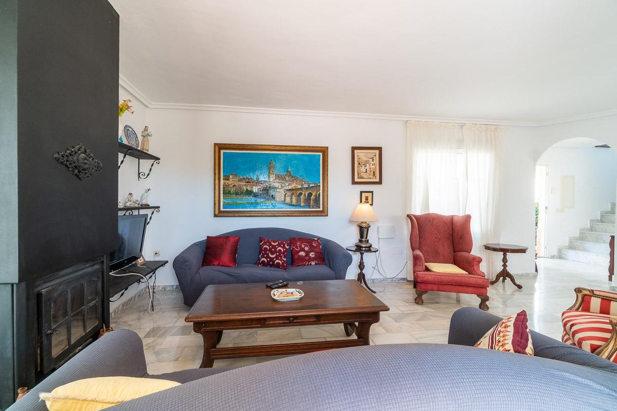 For sale - 4 Bedroom 3 Bathroom Villa in La Mata  - La Mata  - Alicante