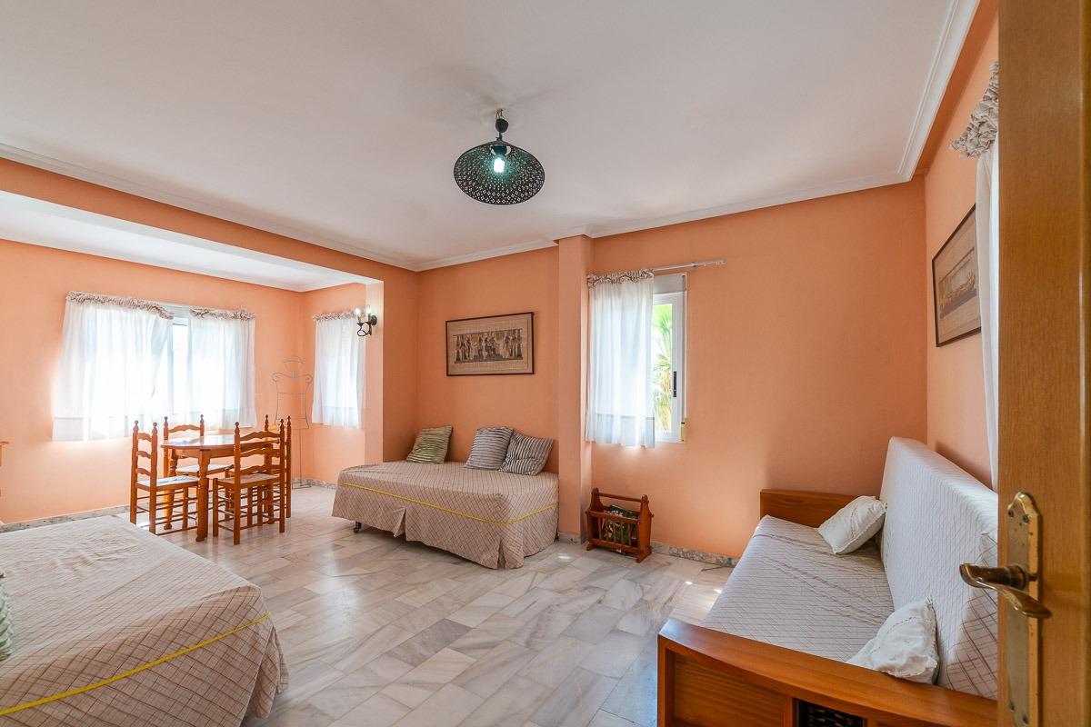 For sale - 4 Bedroom 3 Bathroom Villa in La Mata  - La Mata  - Alicante