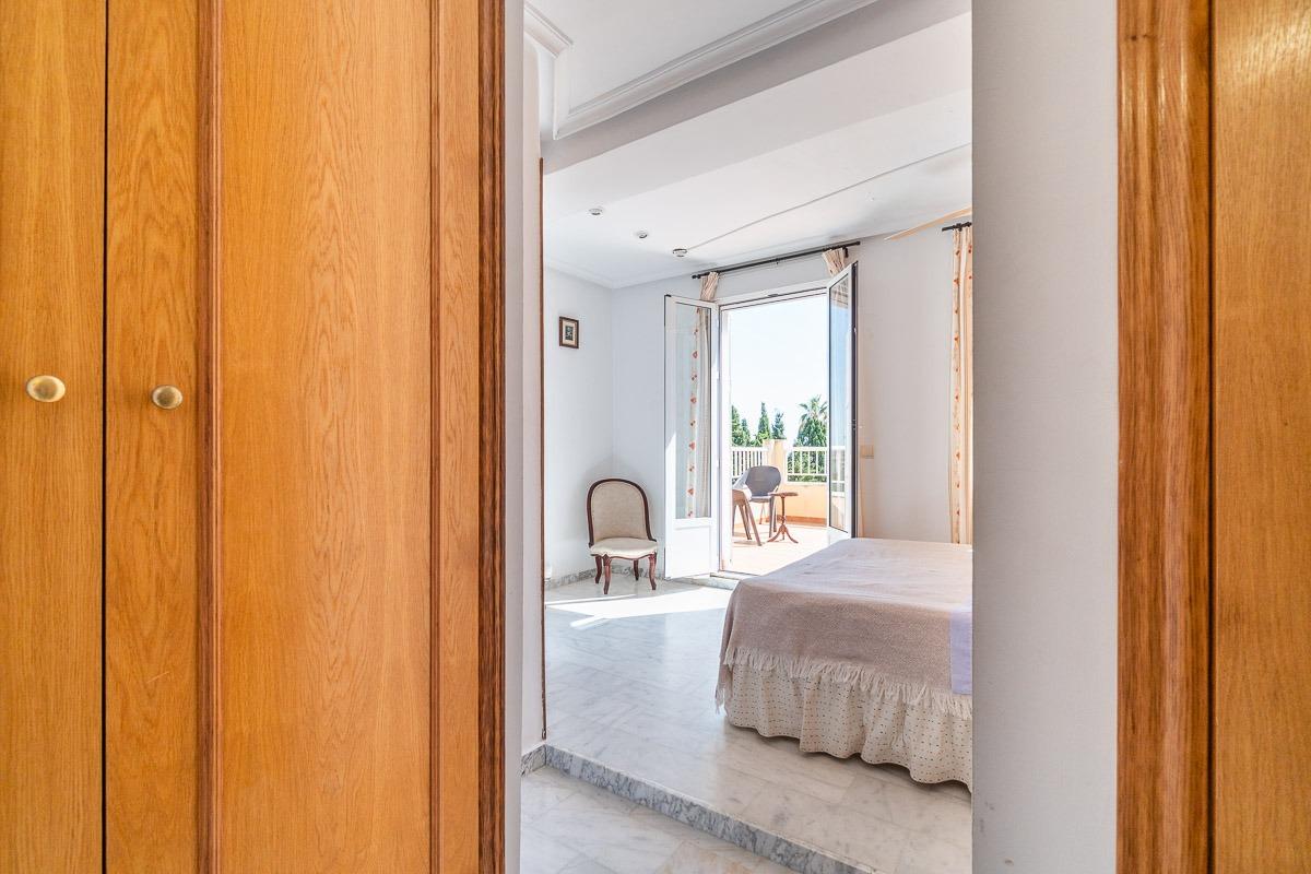 For sale - 4 Bedroom 3 Bathroom Villa in La Mata  - La Mata  - Alicante