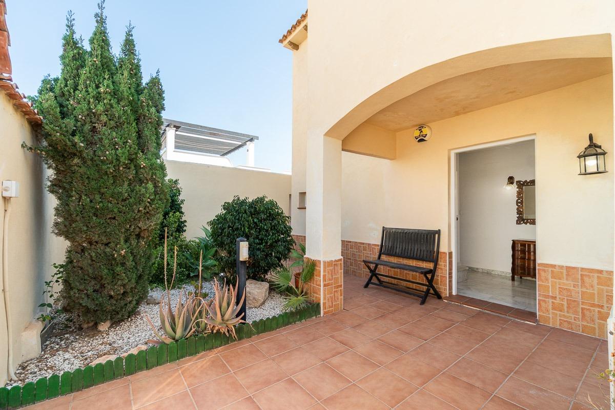 For sale - 4 Bedroom 3 Bathroom Villa in La Mata  - La Mata  - Alicante